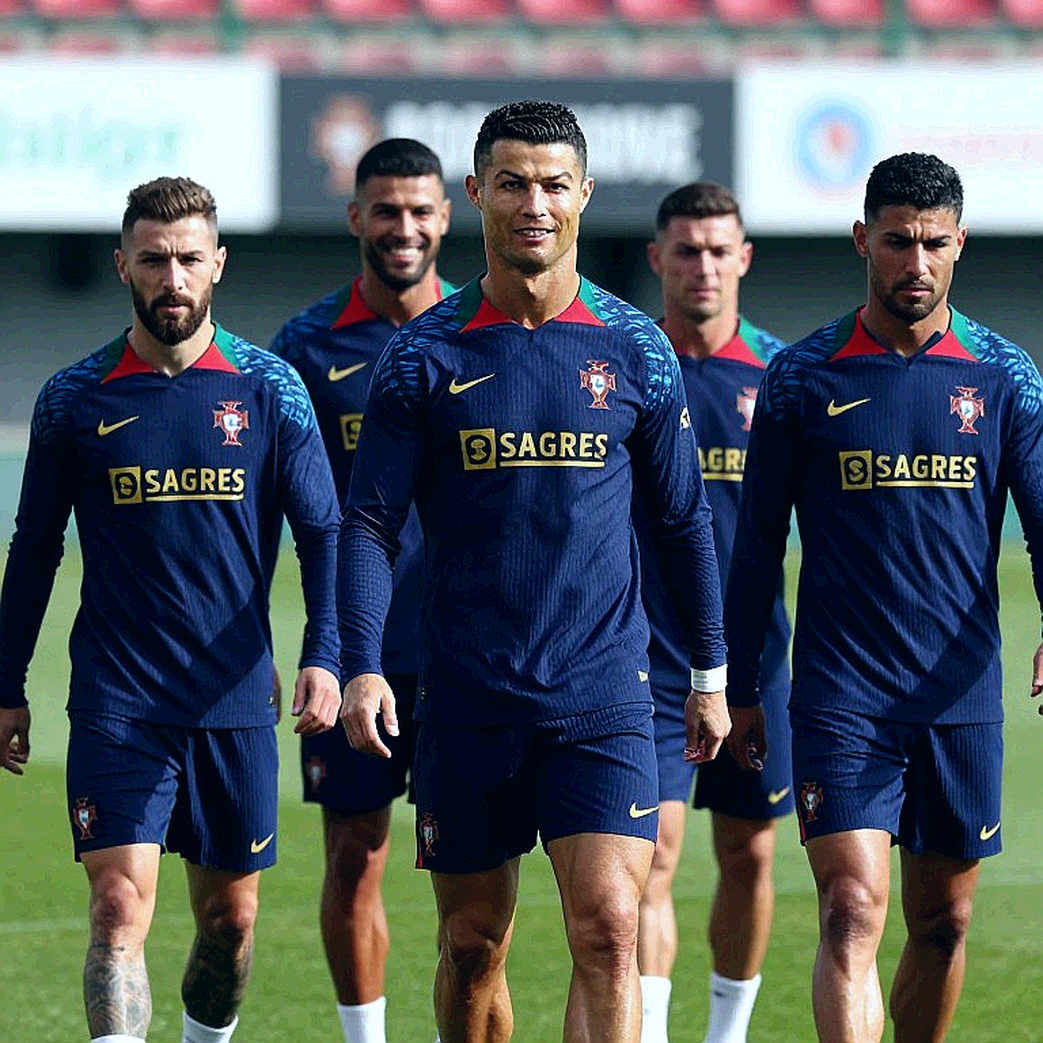 Ferran Torres và khởi đầu 6 bàn sau 5 trận tại PSG: Bản hợp đồng thông minh hay cái bẫy mang tên Ibrahimovic?