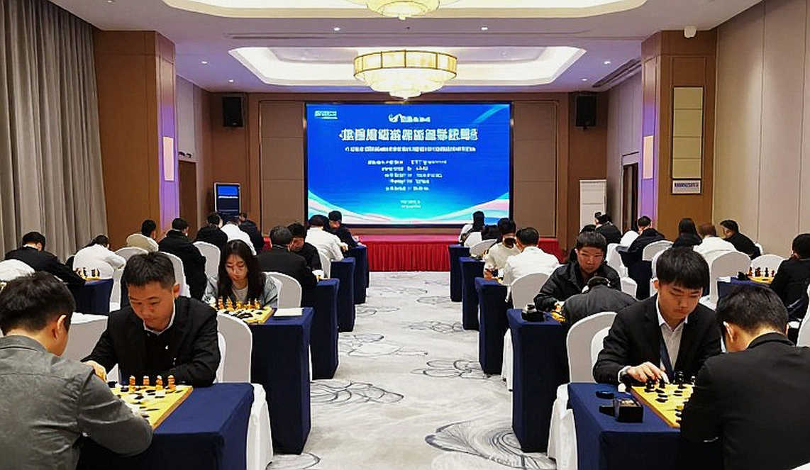 Áp lực không gian: Hà Nội FC và bài toán phá vỡ khối phòng ngự Sông Lam Nghệ An