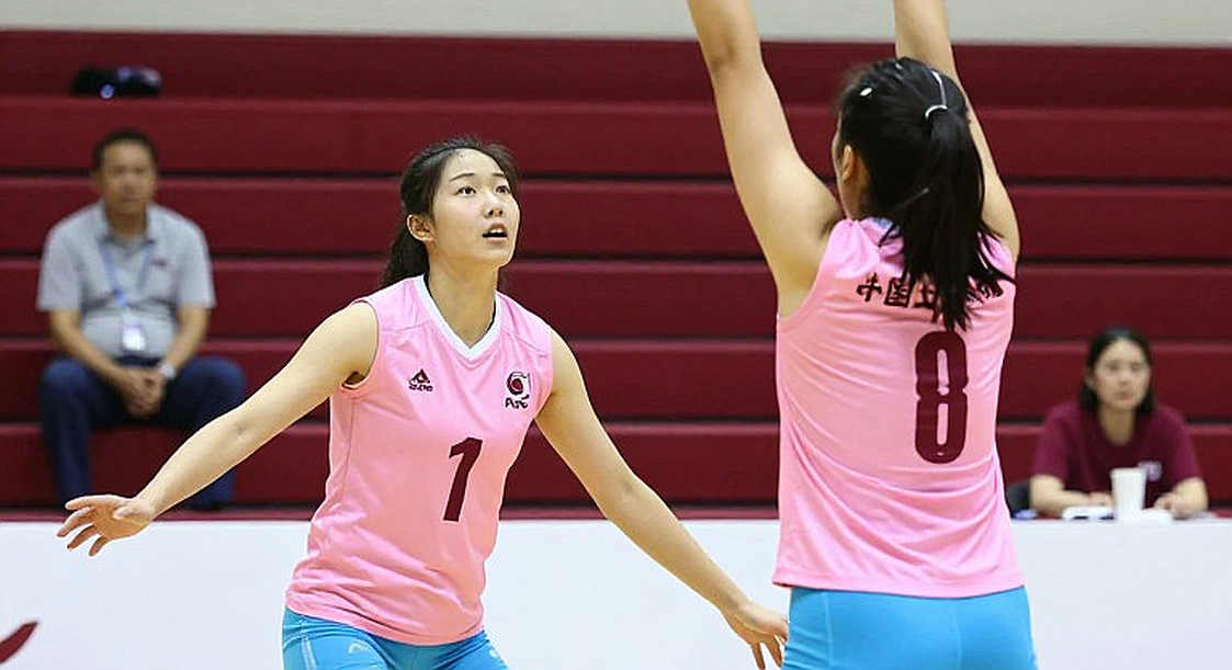 30 năm Most Outstanding Player bóng chuyền nữ NCAA: Đường ống bãi biển và cái bẫy hào quang