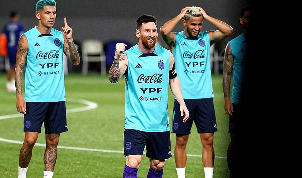 Nhật Bản hội quân tại Singapore: Bài kiểm tra mang tên Brazil và Paraguay trước thềm Asian Cup Nhật Bản hội quân tại Singapore: Bài kiểm tra mang tên Brazil và Paraguay trước thềm Asian Cup